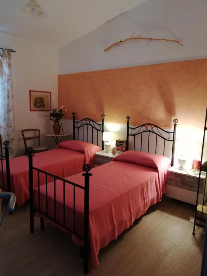 Insula -- Telti Hotel Екстериор снимка