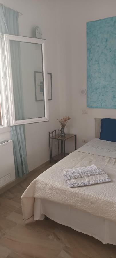 Insula -- Telti Hotel Екстериор снимка